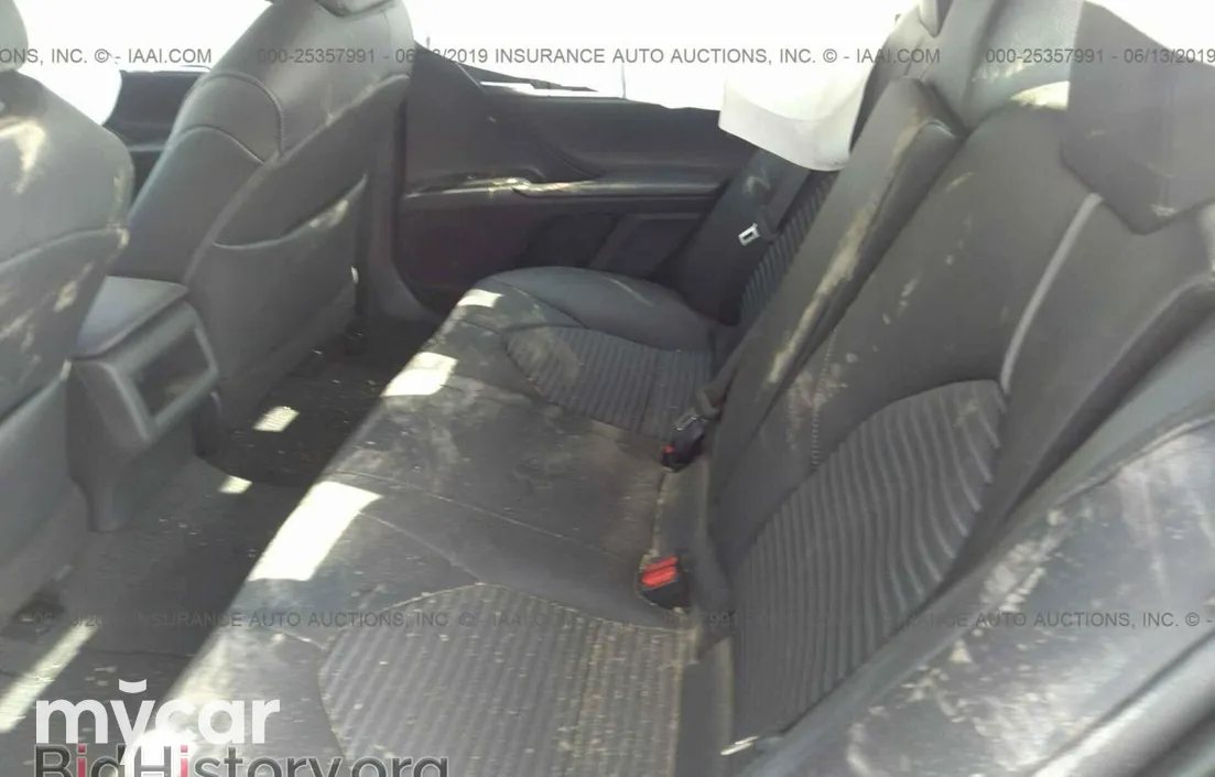 Toyota Camry 2019