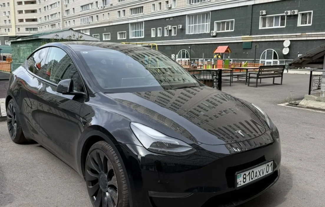 Tesla Model Y 2022