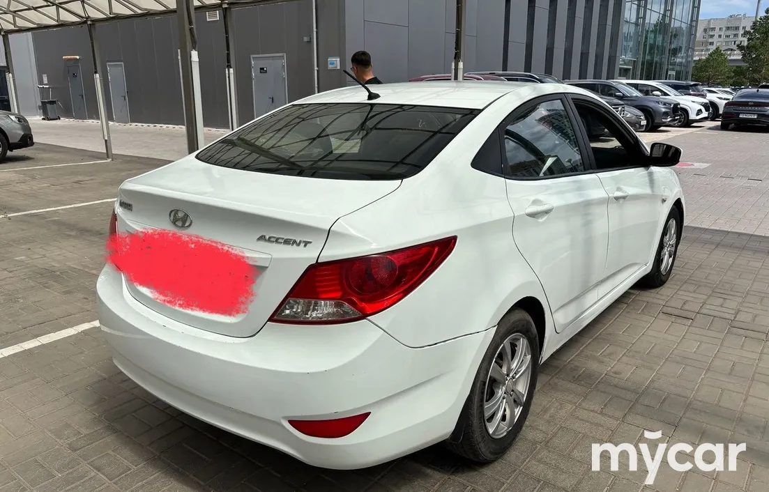 Hyundai Accent 2014