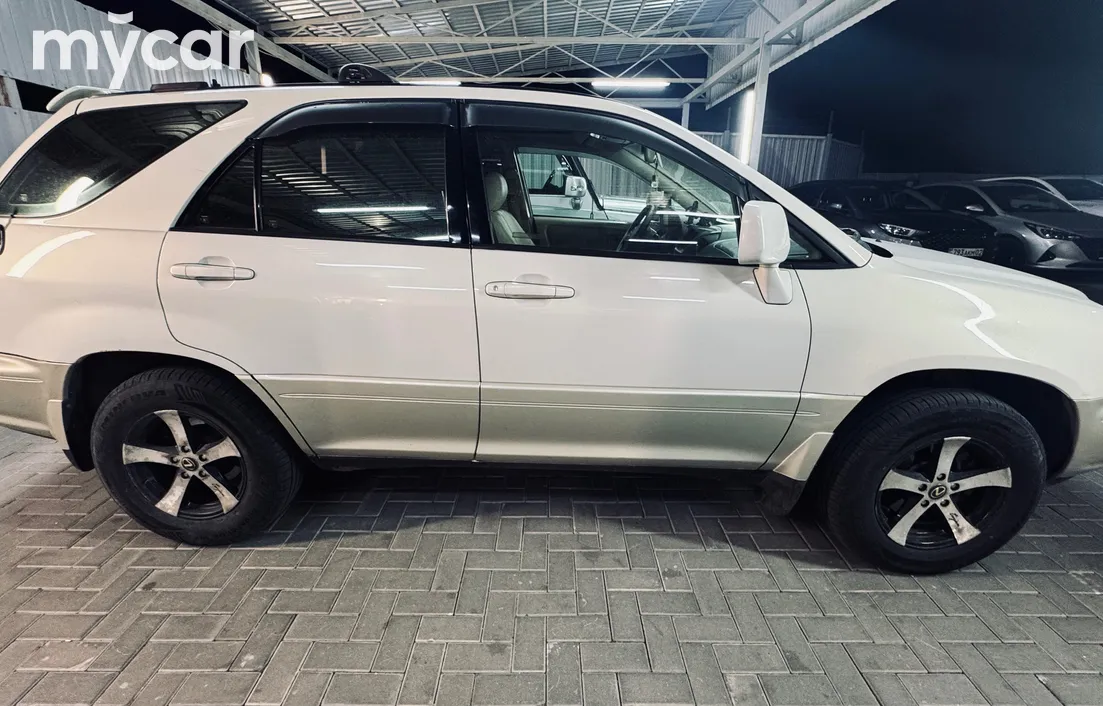 Lexus RX 1998