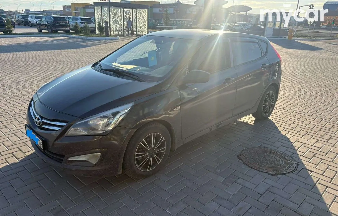 Hyundai Solaris 2015