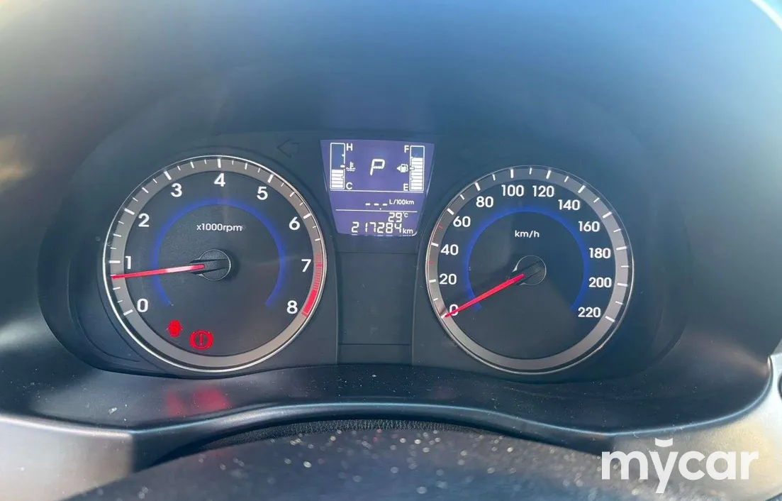 Hyundai Solaris 2015