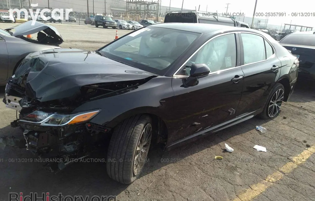 Toyota Camry 2019