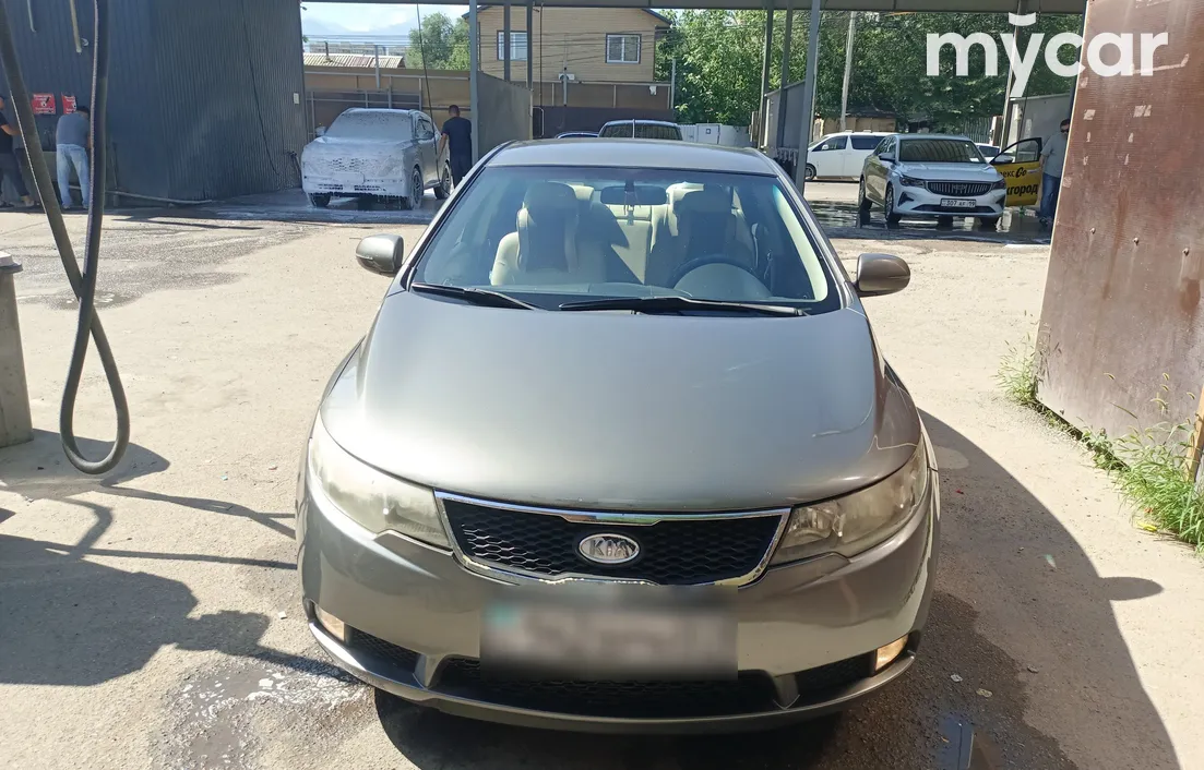 Kia Cerato 2013
