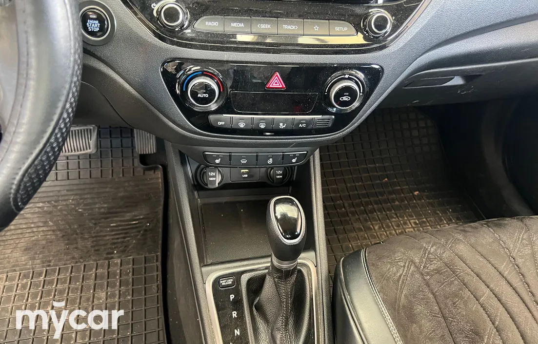 Hyundai Accent 2021