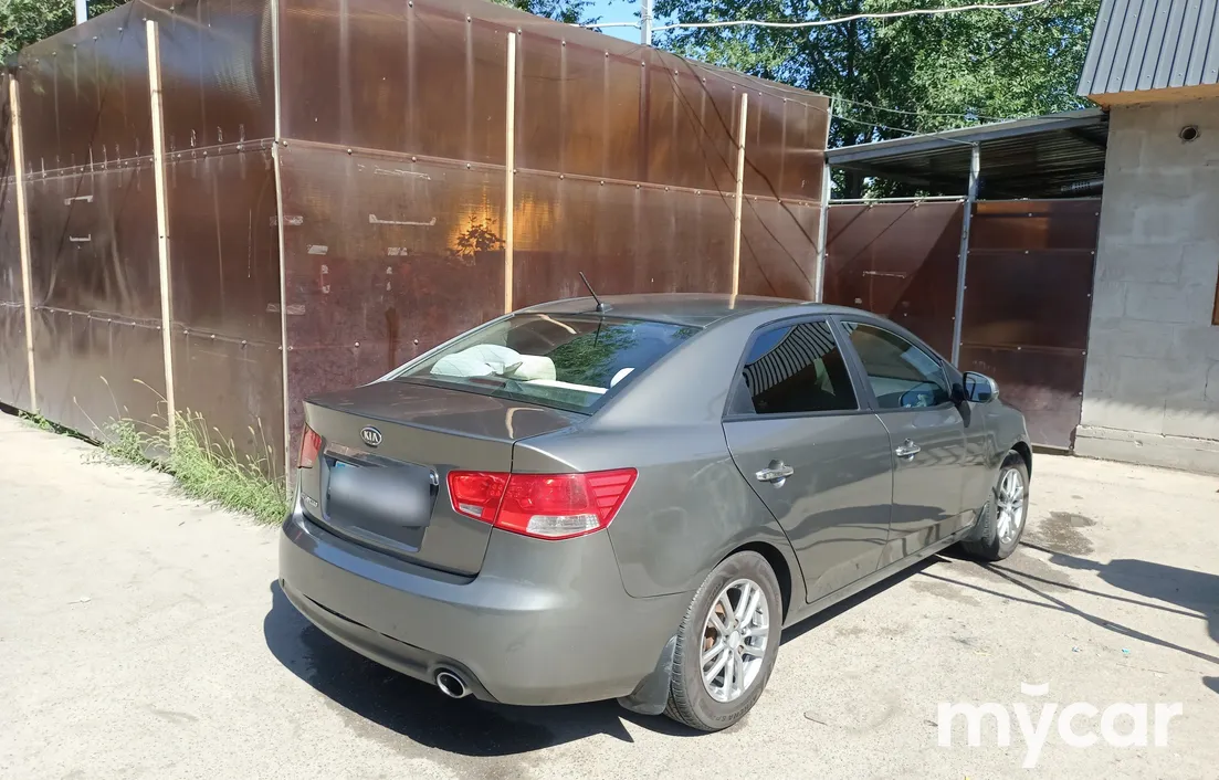 Kia Cerato 2013