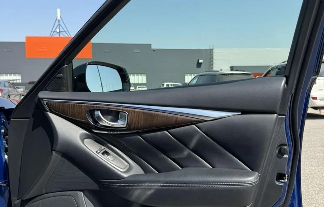 Infiniti Q50 2016