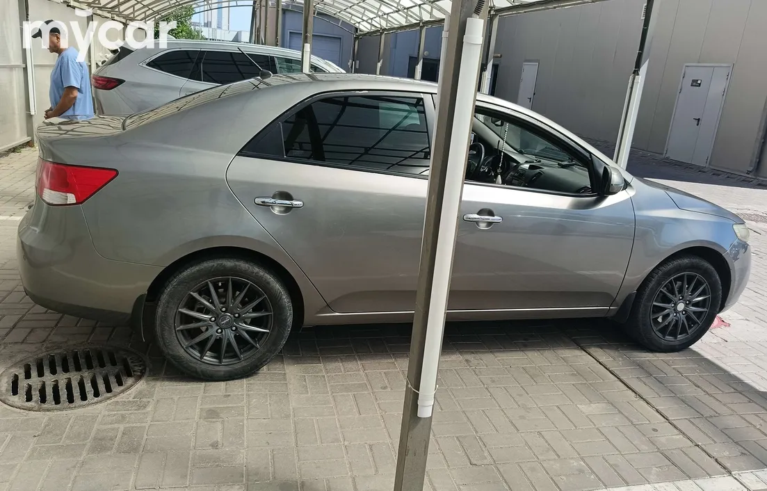 Kia Cerato 2011