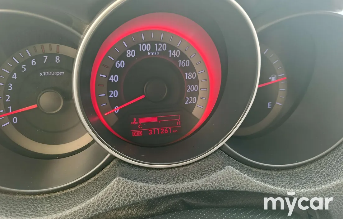 Kia Cerato 2011