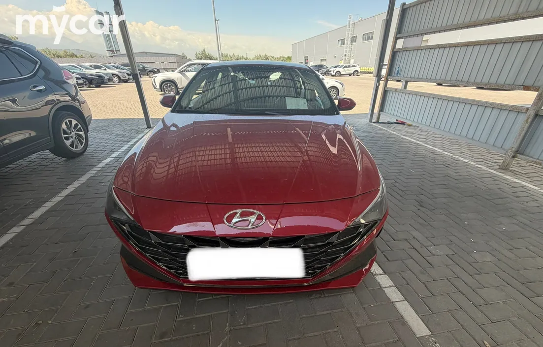 Hyundai Elantra 2023