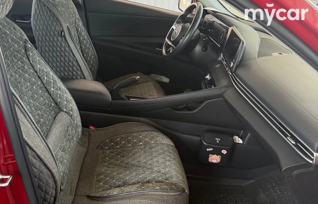 Hyundai Elantra 2023