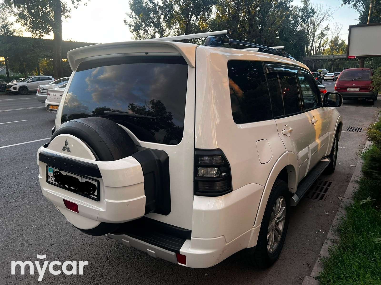 Mitsubishi Pajero 2011