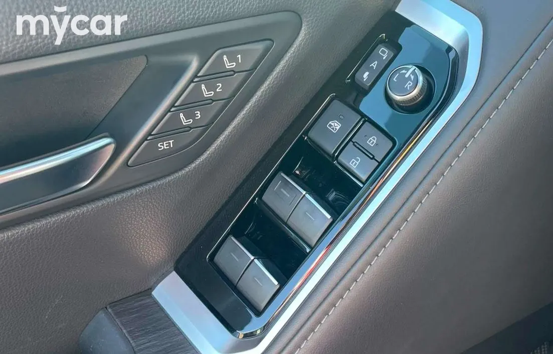 Toyota Land Cruiser 2021