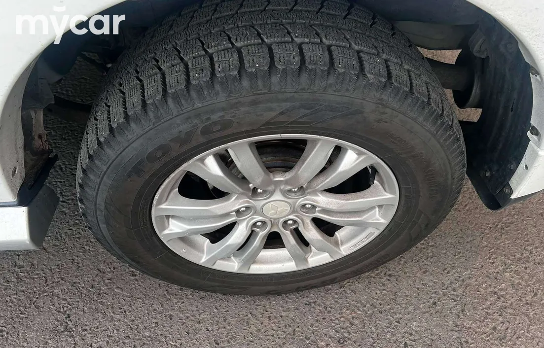 Mitsubishi Pajero 2011