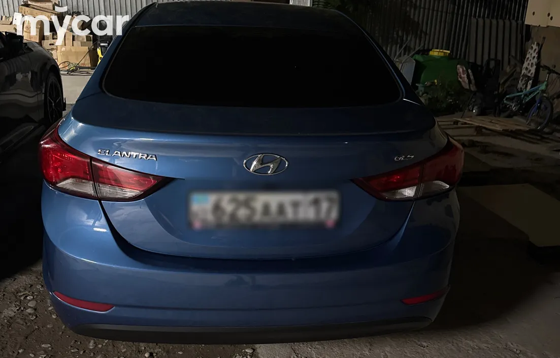 Hyundai Elantra 2015