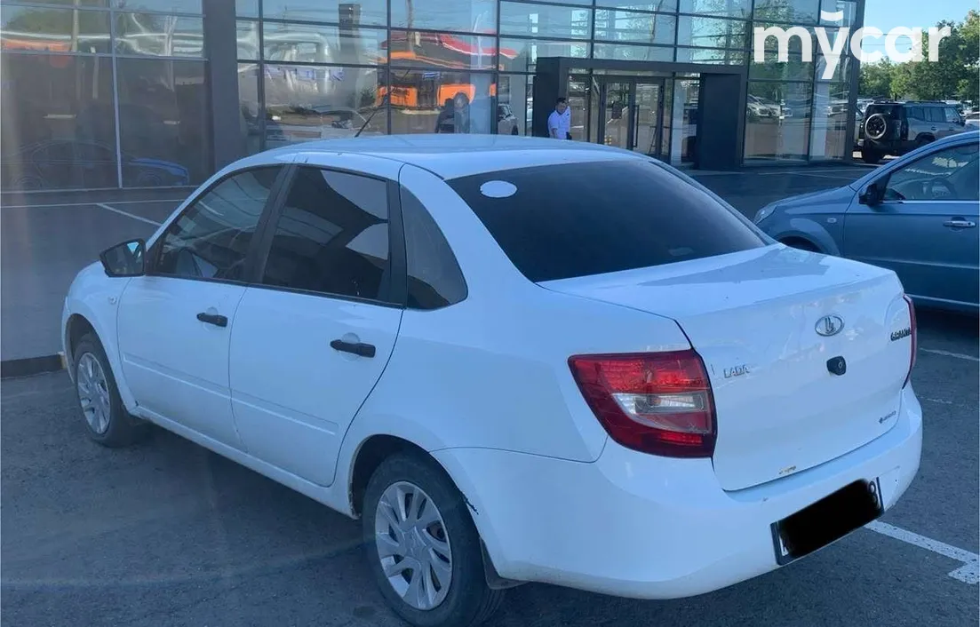 LADA Granta 2018