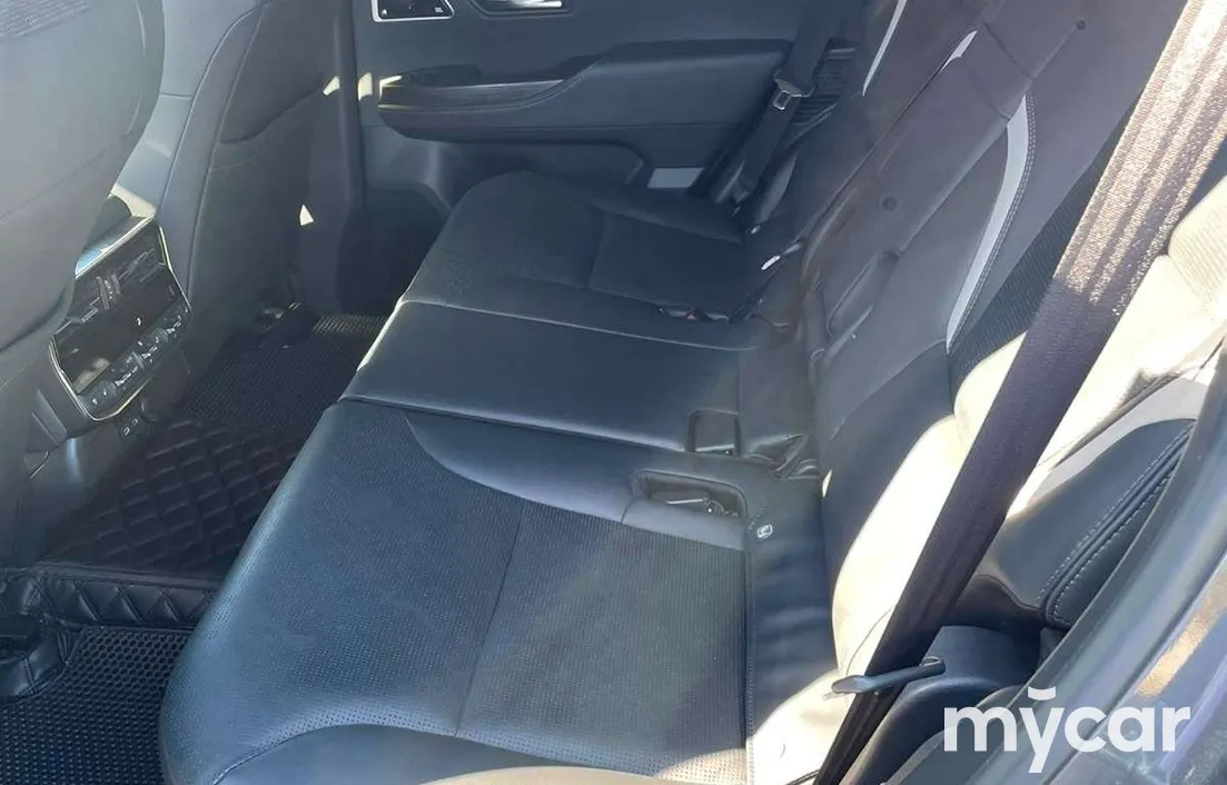 Toyota Land Cruiser 2021
