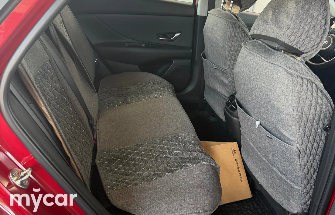 Hyundai Elantra 2023
