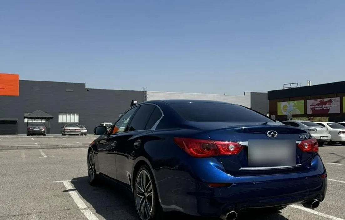 Infiniti Q50 2016