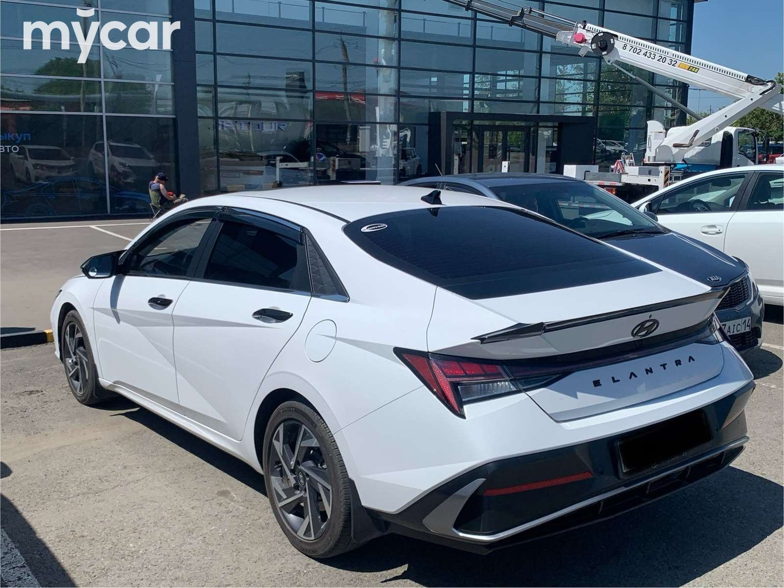 Hyundai Elantra 2024