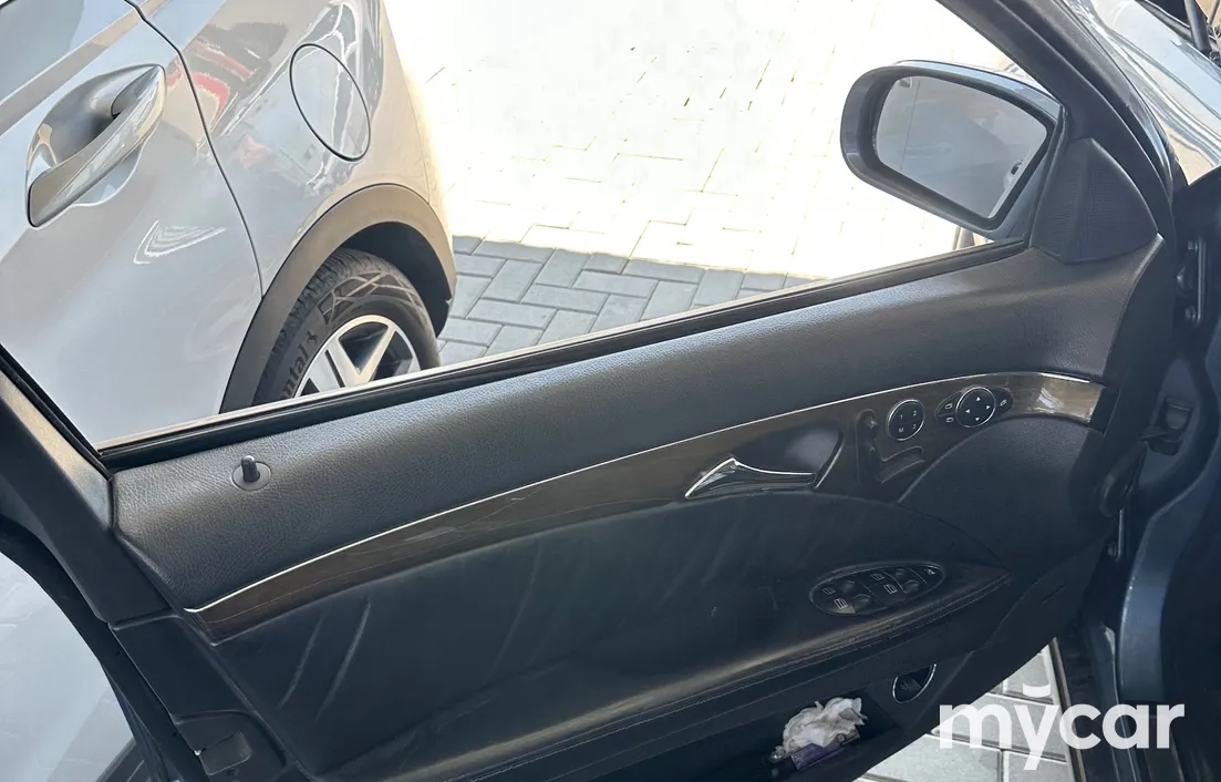 Mercedes-Benz E-Класс 2003