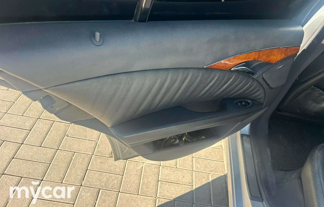 Mercedes-Benz E-Класс 2002