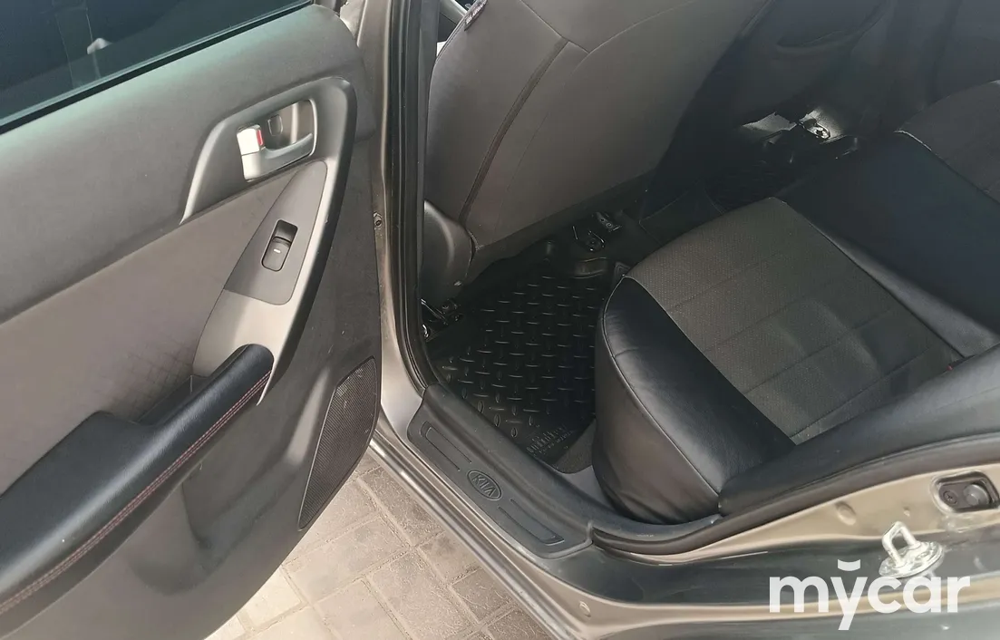 Kia Cerato 2011