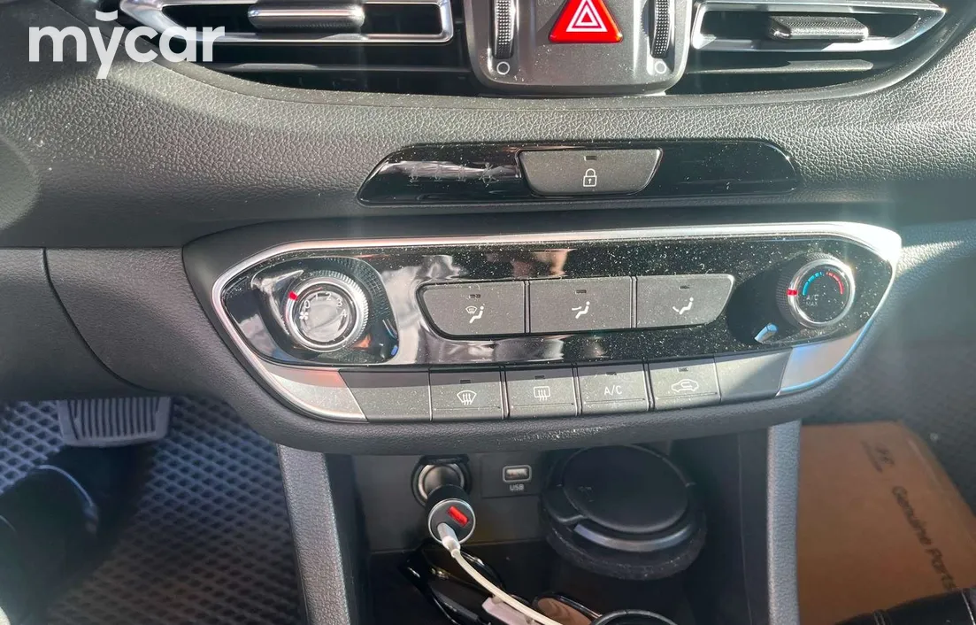 Hyundai i30 2024