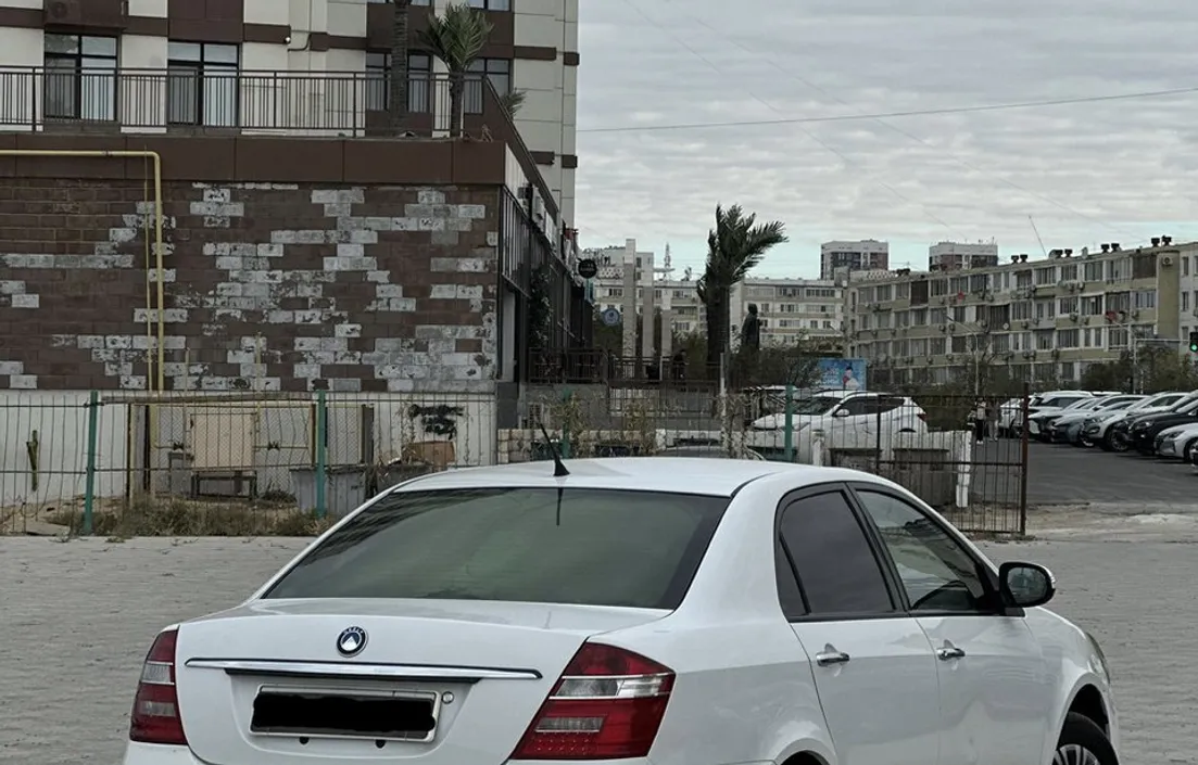 Geely SC7 2014