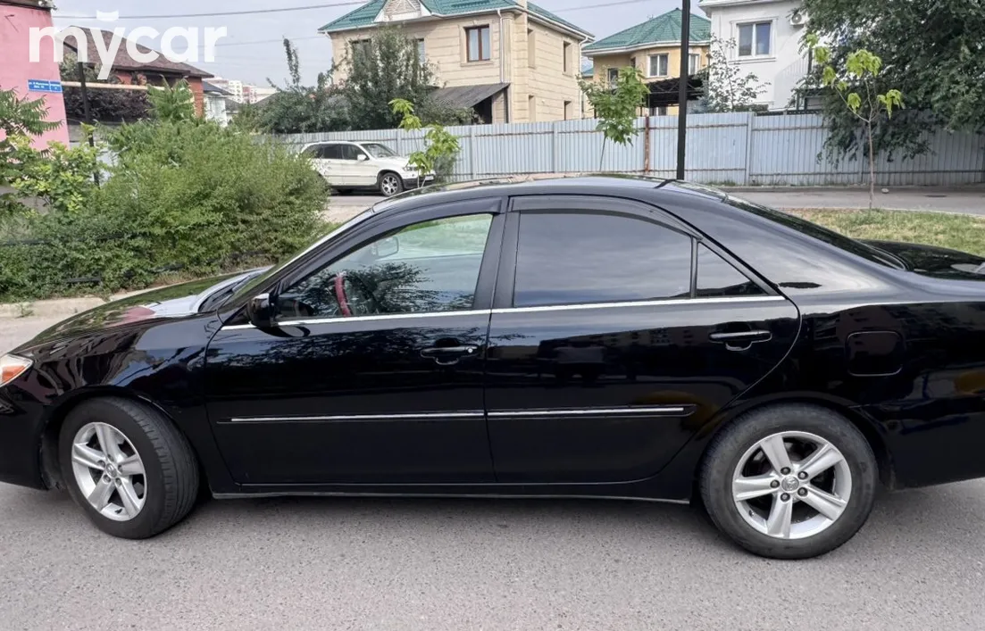 Toyota Camry 2004