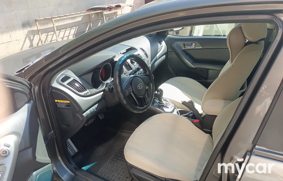 Kia Cerato 2013