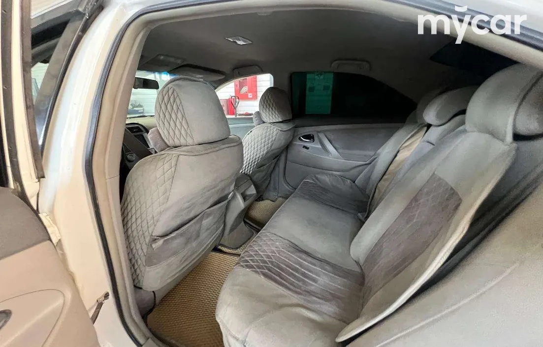Toyota Camry 2006