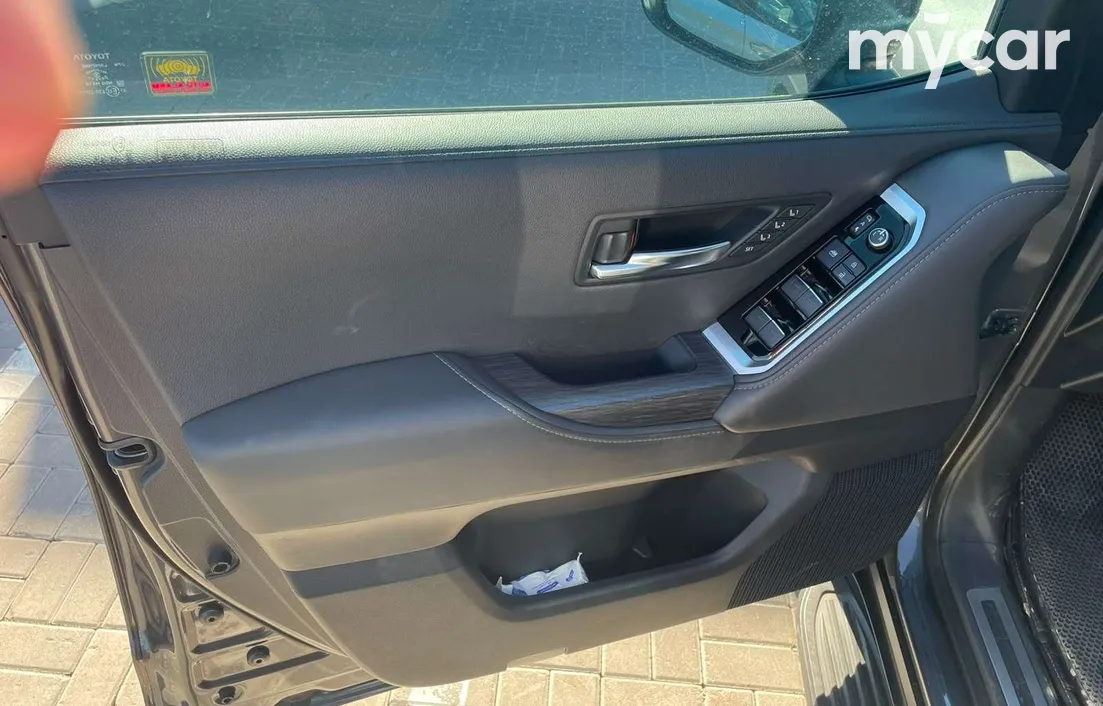 Toyota Land Cruiser 2021
