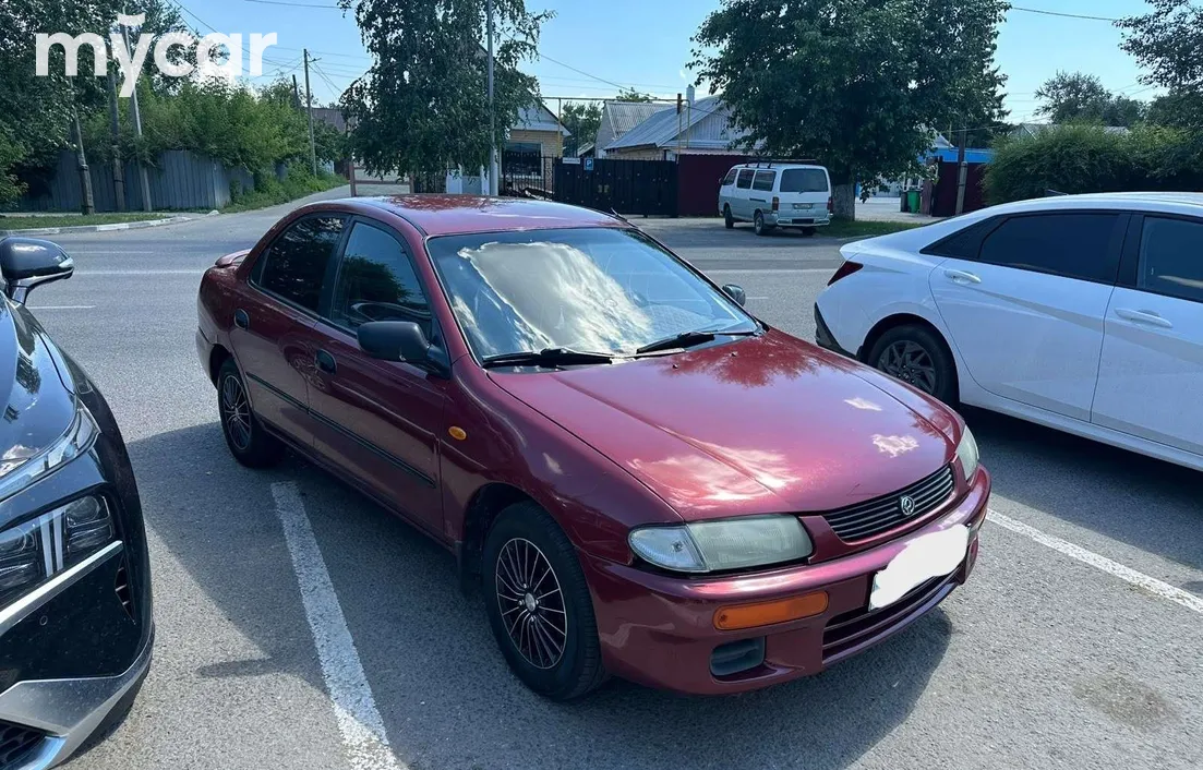 Mazda 323 1996
