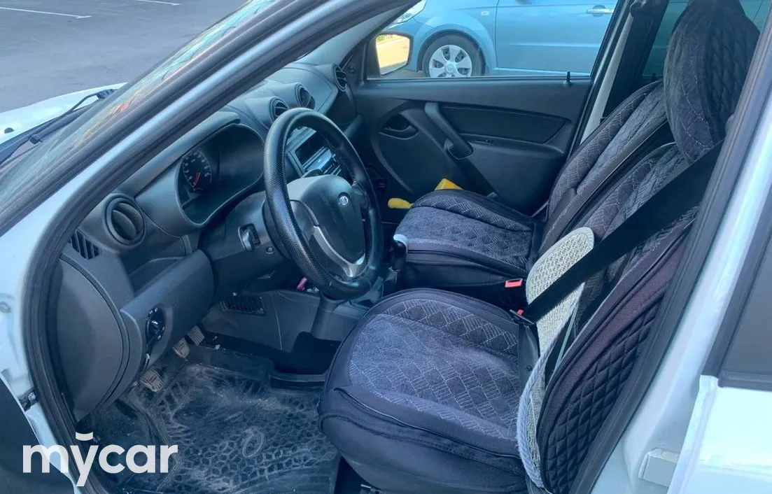 LADA Granta 2018