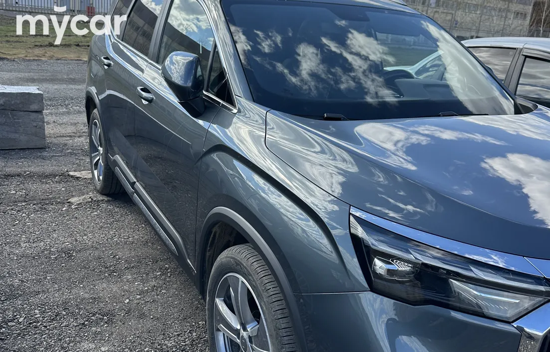 Geely Okavango 2024