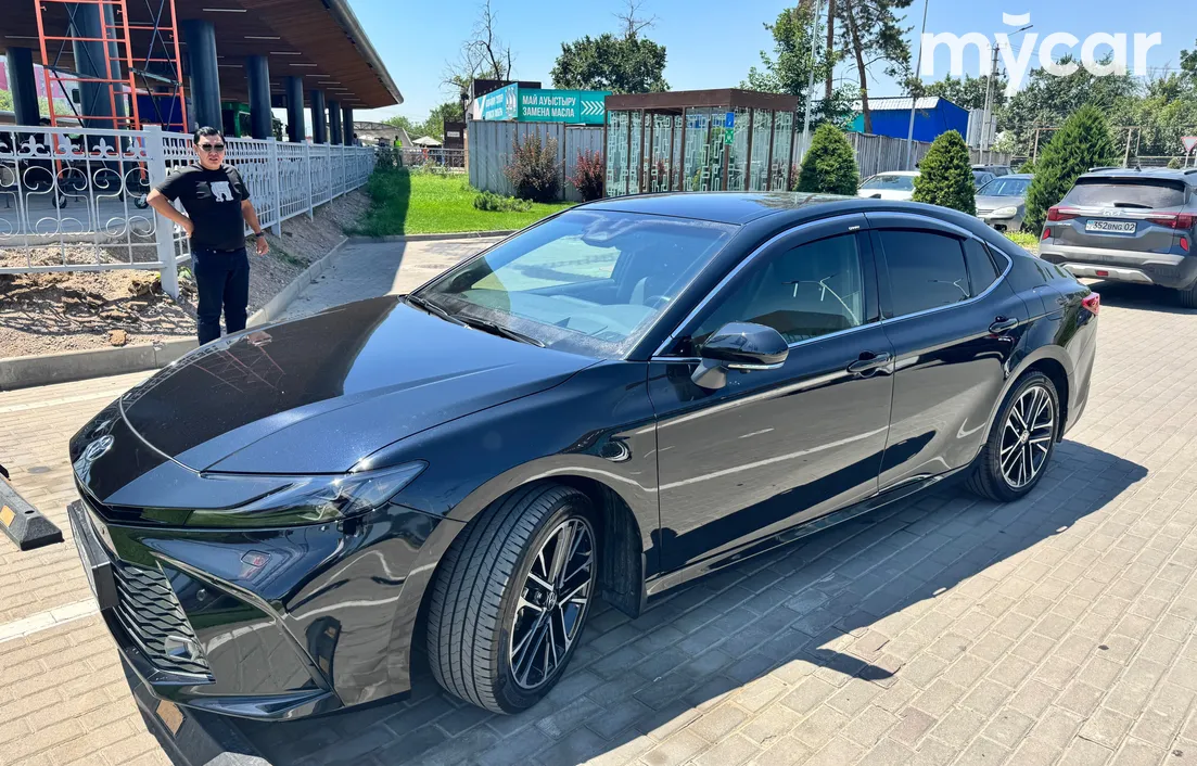 Toyota Camry 2024