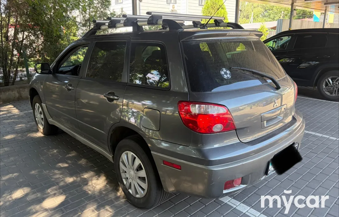 Mitsubishi Outlander 2006