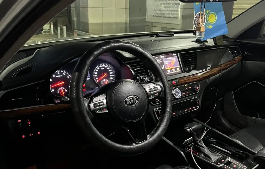 Kia K7 2016