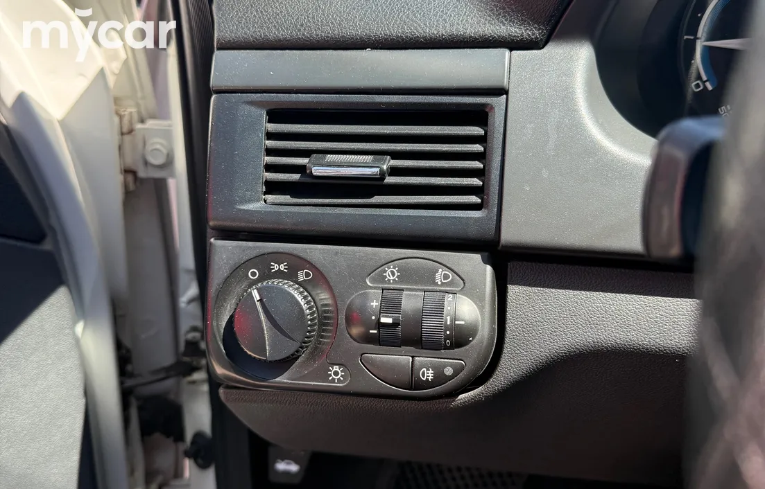 LADA Priora 2015