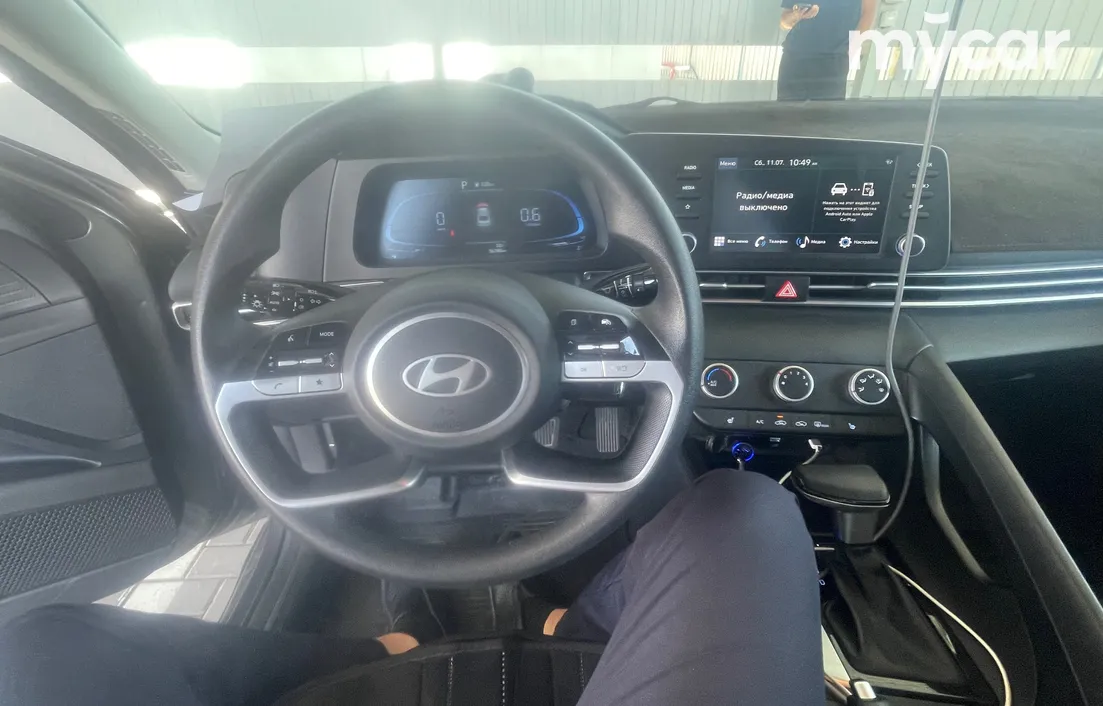 Hyundai Elantra 2025