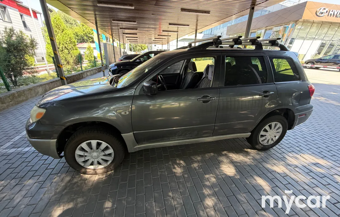 Mitsubishi Outlander 2006