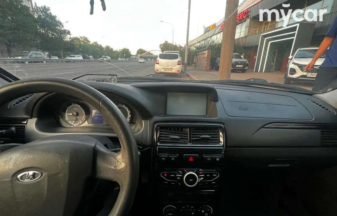 LADA Priora 2014