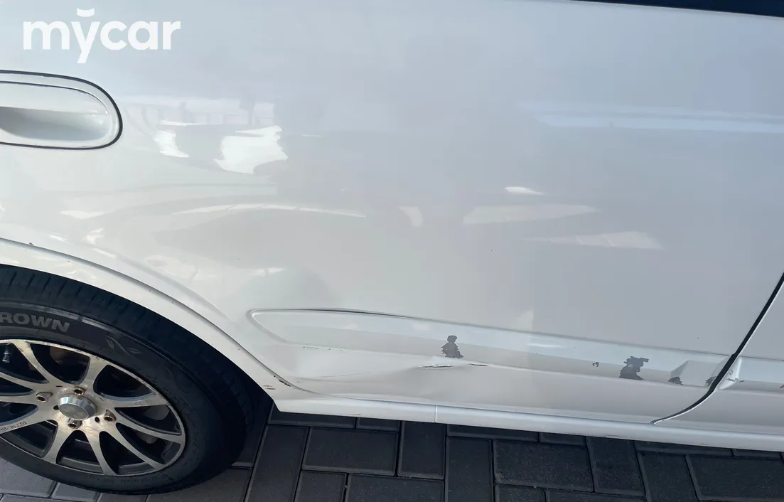 Nissan Sunny 2010