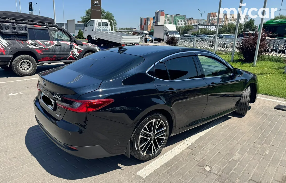 Toyota Camry 2024