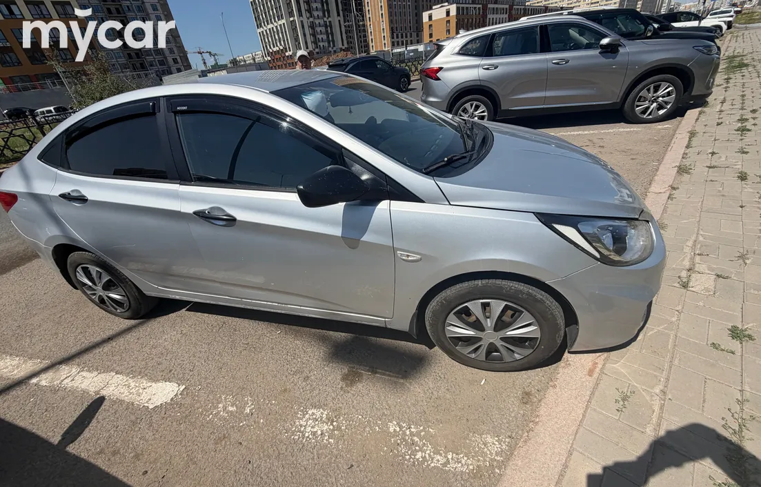 Hyundai Solaris 2011