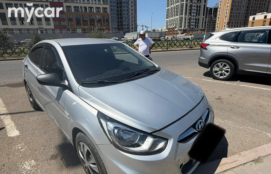 Hyundai Solaris 2011