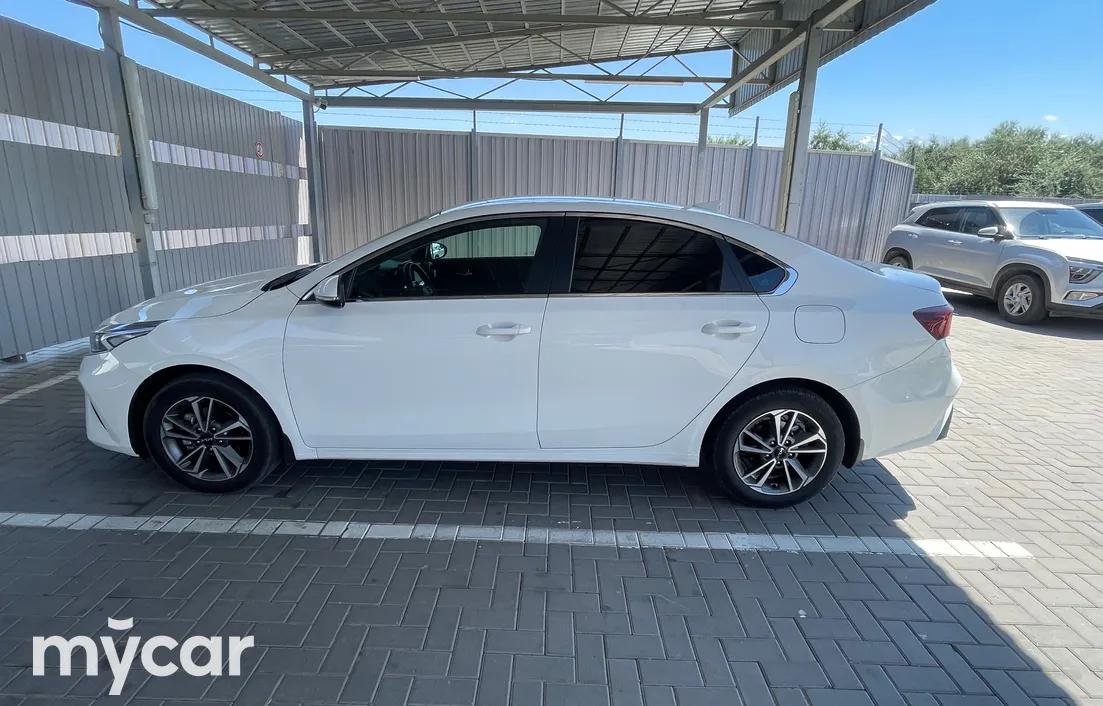 Kia Cerato 2024