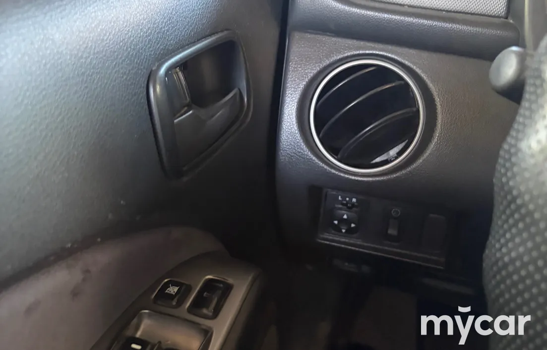 Mitsubishi Outlander 2006