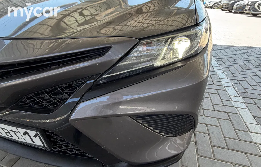Toyota Camry 2018